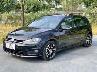VOLKSWAGEN GOLF 2018