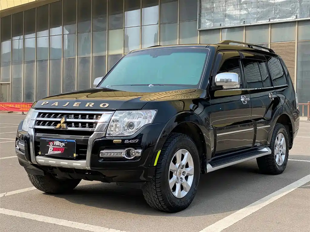 MITSUBISHI PAJERO IMPORT 2018
