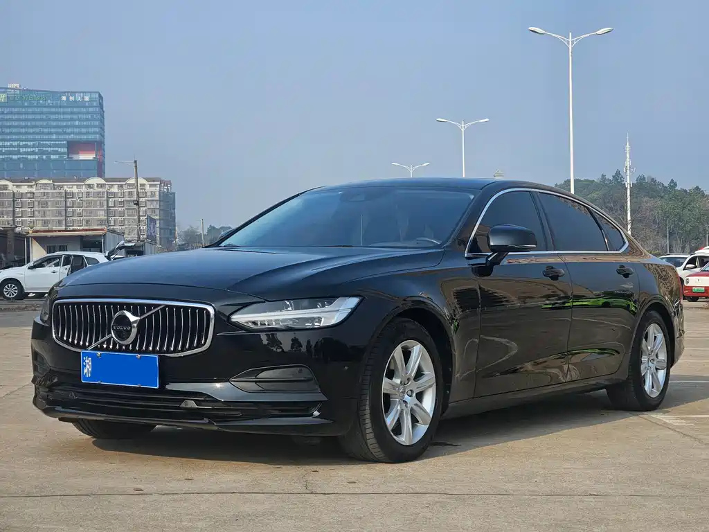 VOLVO S90 2018