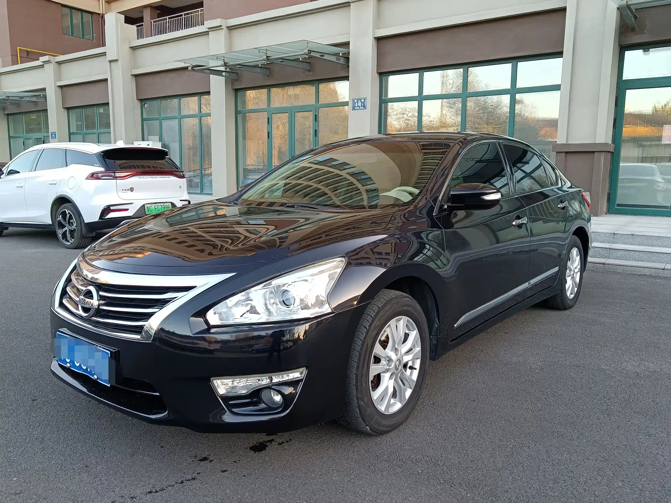 NISSAN TEANA 2016