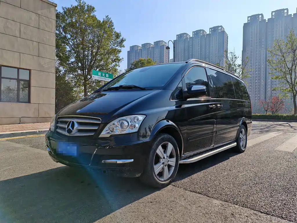 MERCEDES BENZ VIANO 2013