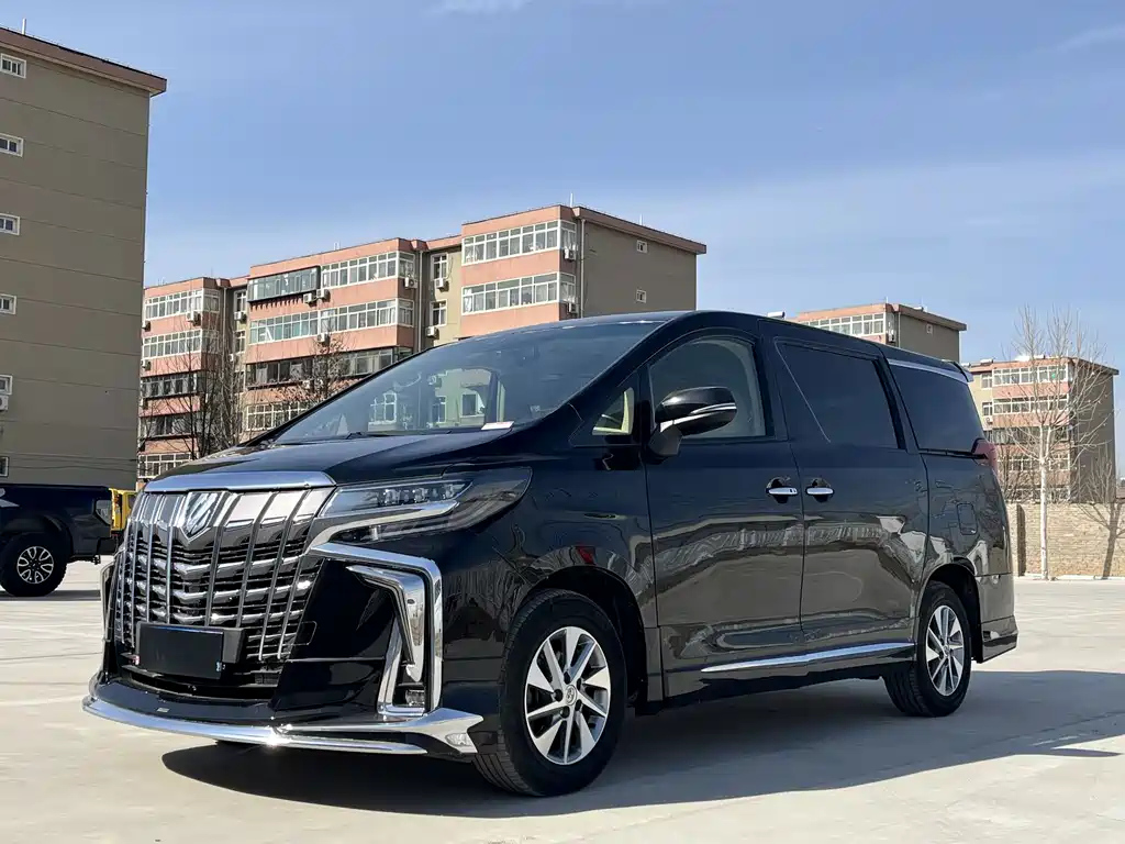 TOYOTA ALPHARD 2015
