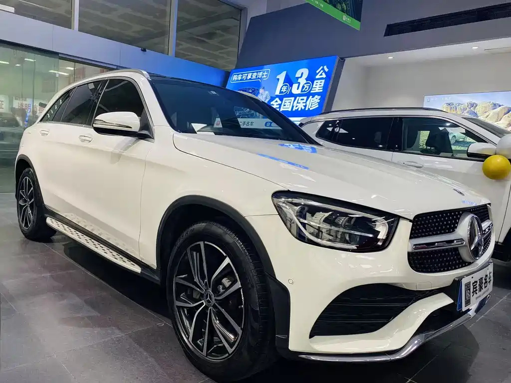 MERCEDES BENZ GLC 2021